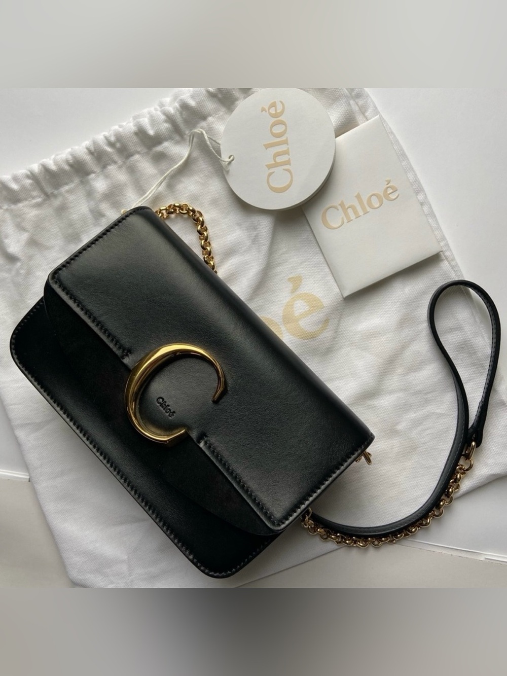 ✨ CHLOÉ C Leather Crossbody / Shoulder Bag – Black & Gold | Authenticated